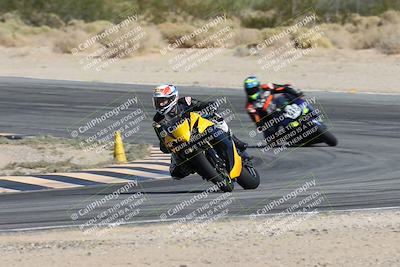 media/Nov-16-2025-Race Pace (Sun) [[8c5fa54630]]/Non Verified Riders (1st 20 Minutes)/2-Turn 10 (1010am)/